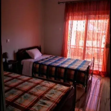 Ubytování v soukromí ΧΑΡΗς ROOMS *